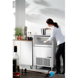  Kostkarka do lodu, Arktic, 220V/900W, 730x600x(H)1136mm | 271360 HENDI