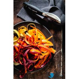  Obieraczka do warzyw czarna SPECIALTY - MICROPLANE | MC-48091 tom-gast