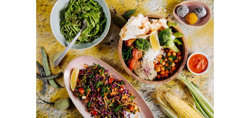 Trendy w gastronomii: Jak dostosować kuchnię do rosnącej popularności diety wegańskiej?