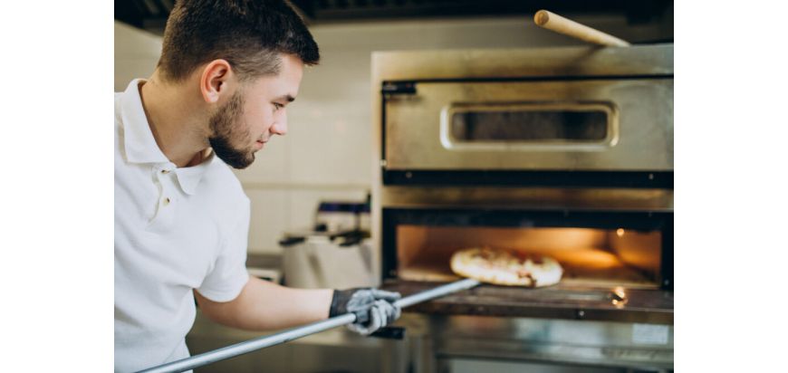 Przewodnik dla początkujących restauratorów: Jak budżetować zakup sprzętu do kuchni?